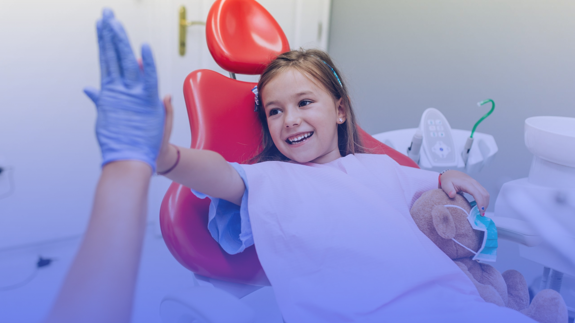 Dítě v ordinaci dentální hygieny